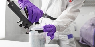 With 3M™ Performance Spray Gun you can achieve faster cycle times and higher throughput
