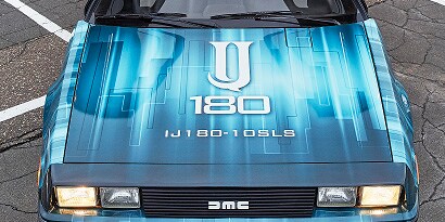 car with a blue hood
